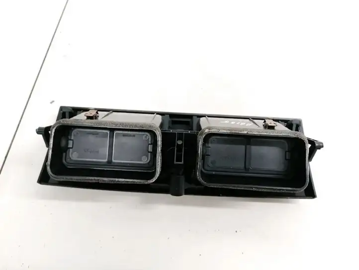 BMW X3 E83 (2003 - 2010) 3400074 Центральный воздушный дефлектор — фото 2
