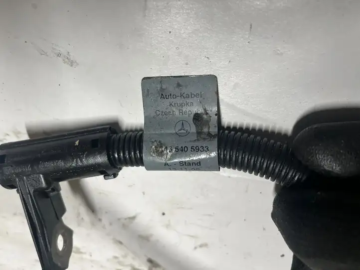 Mercedes-Benz CLA C117,X117,W117 (2013 - 2019) A2465405933 Плюсовой провод аккумулятора — фото 7