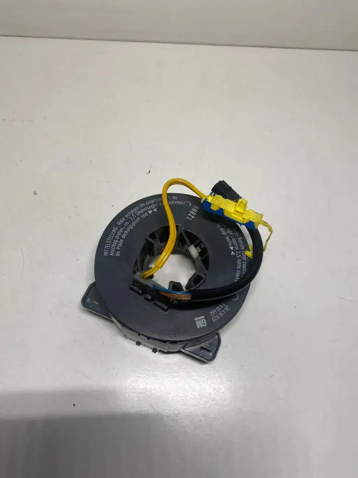 Opel Zafira (1999 - 2003)  24436920 Полоса надувных подушек (кольцо srs)