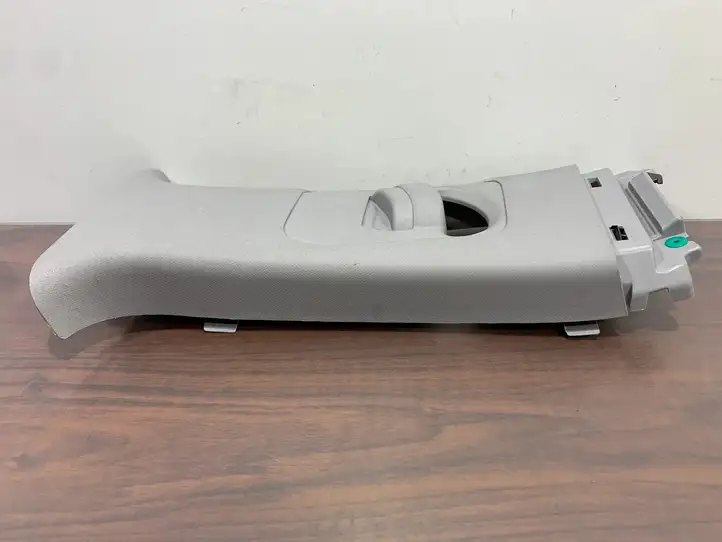 Hyundai Ioniq (2016 - ) 85830G2100 Верхняя обшивка стойки B — фото 2