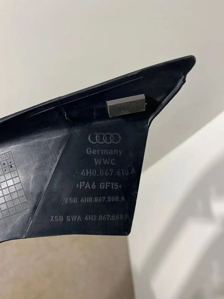 Audi A8 S8 D4 4H (2010 - 2014) 4H0867610A Накладка стекла передней двери — фото 2
