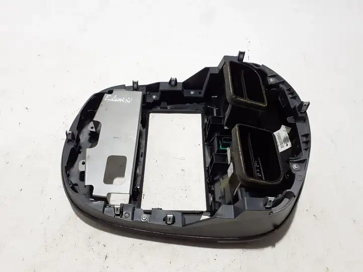 Nissan Pulsar (2014 - 2018) 682623ZL0A Отделка внутренней панели салона — фото 3