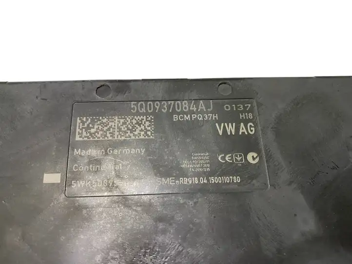 Volkswagen Golf VII (2013 - 2019) 5Q0937084AJ Модуль комфорта — фото 3