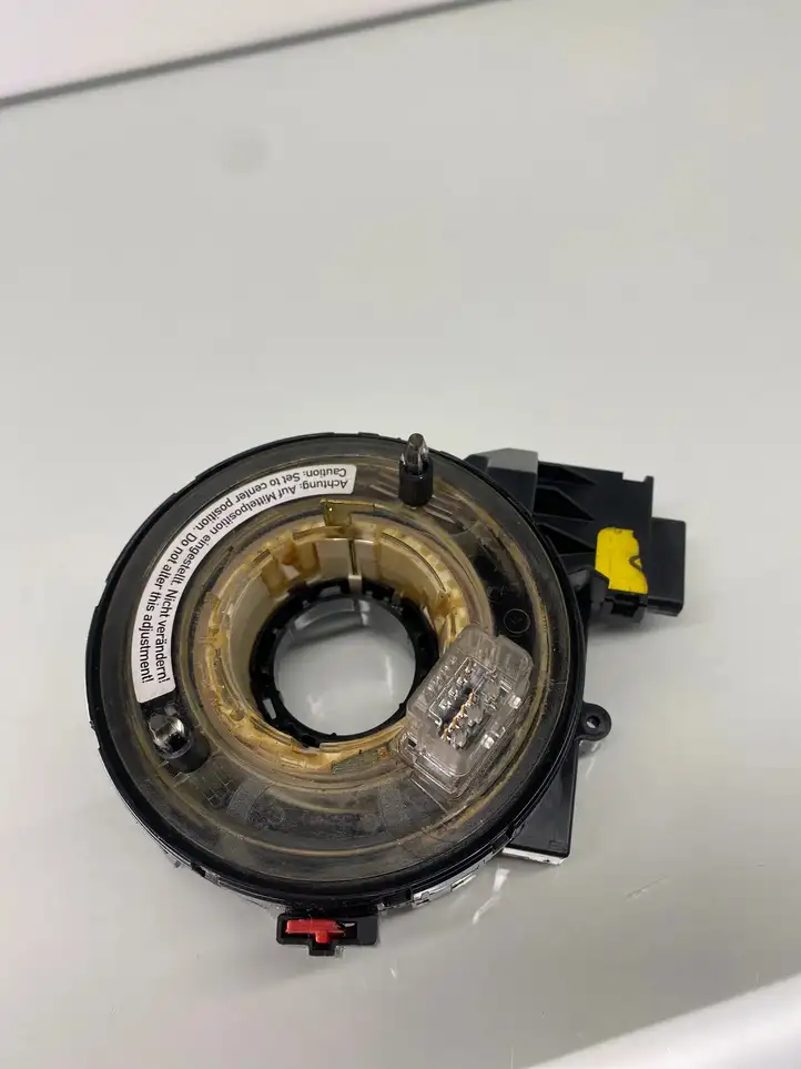 Volkswagen Touran I (2003 - 2010) 1K0959653 Контактное кольцо SRS — фото 1