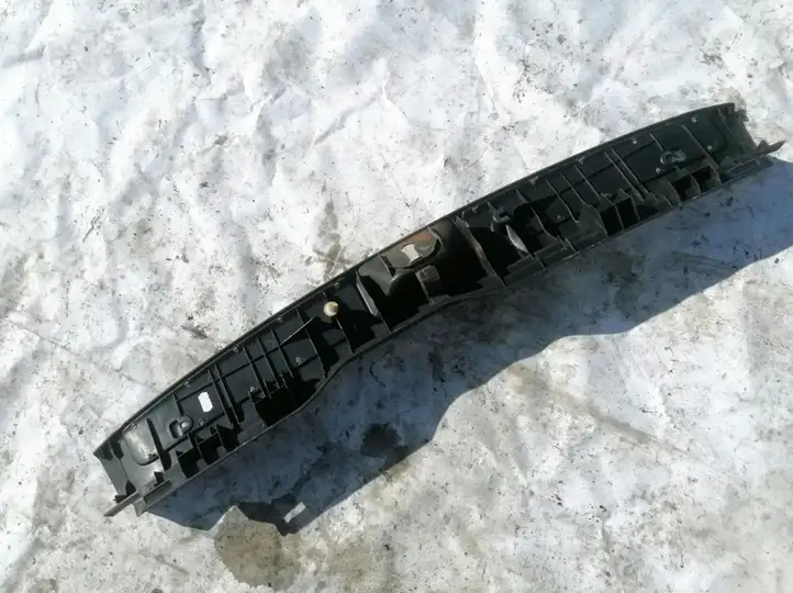 Toyota Avensis T250 (2003 - 2006) 5838705090 Прочая отделка багажника — фото 3