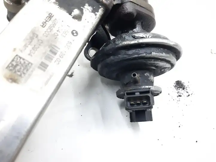 BMW 3 F30 F35 F31 (2012 - 2018) 780518902 Охладитель клапана EGR — фото 3