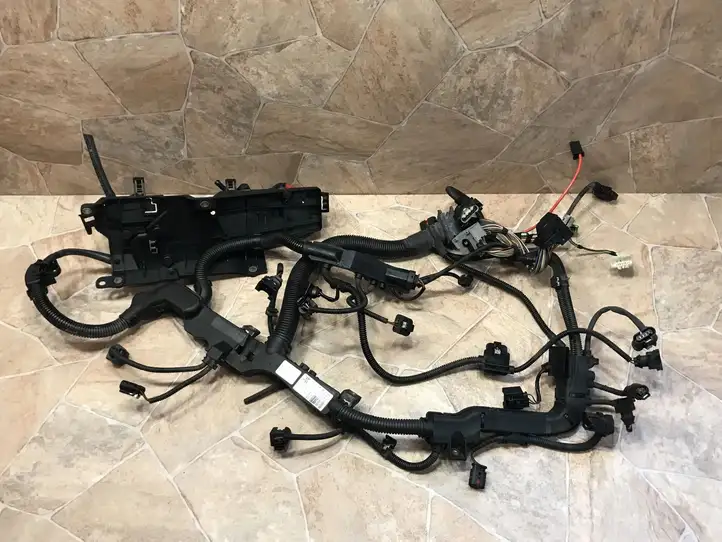 BMW 3 E90 E91 (2005 - 2012) 781250905 Проводка двигателя — фото 3