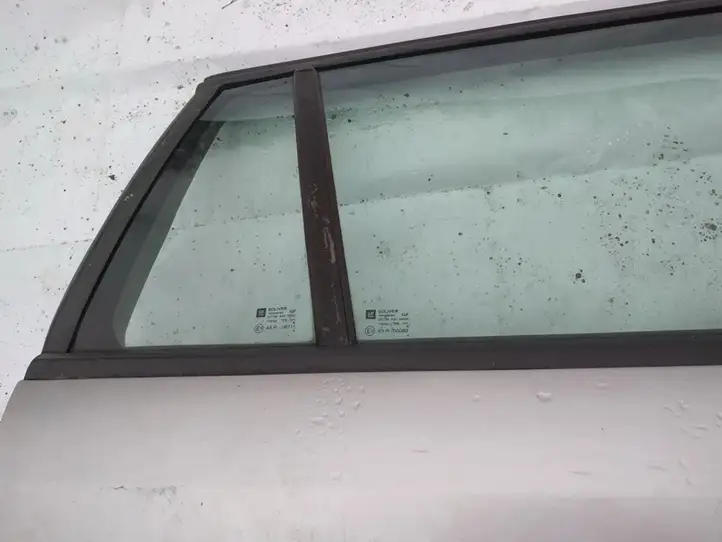 Opel Vectra C (2002 - 2005) Накладка стекла задней двери — фото 3