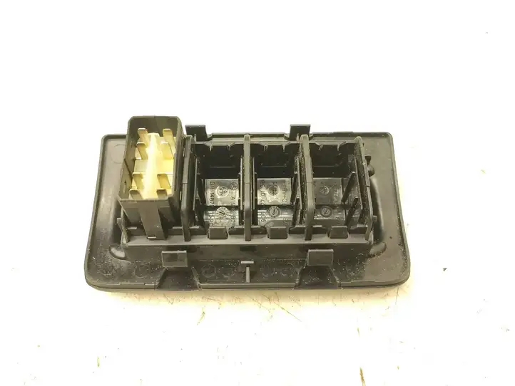 Mercedes-Benz Vito Viano W639 (2010 - 2015) 6395451907 Кнопка обогрева стекла — фото 5