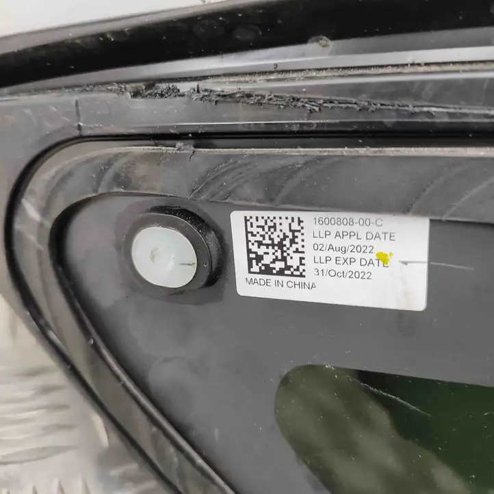 Tesla Model Y (2019 - 2024) 160080800C Заднее боковое стекло — фото 7