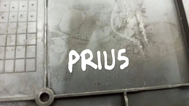 Toyota Prius (XW20) (2003 - 2009) 5841547010 Коврик багажника — фото 8