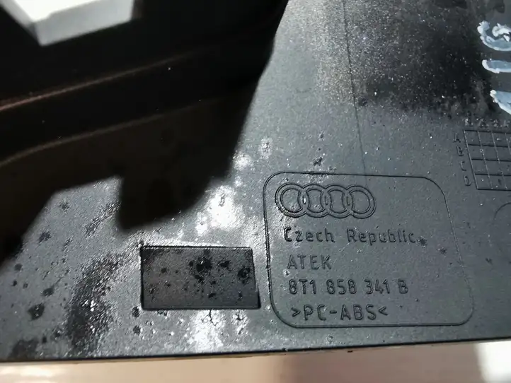 Audi A4 Allroad B8 (2009 - 2011) 8T1858341B Отделка внутренней панели салона — фото 4
