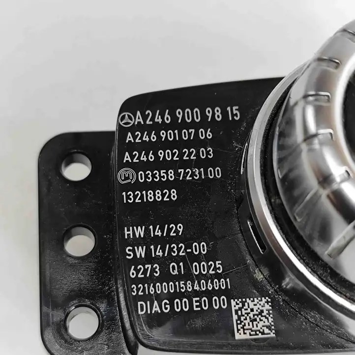 Mercedes-Benz CLA C117,X117,W117 (2013 - 2019) A2469009815 Контроллер мультимедийной системы — фото 7