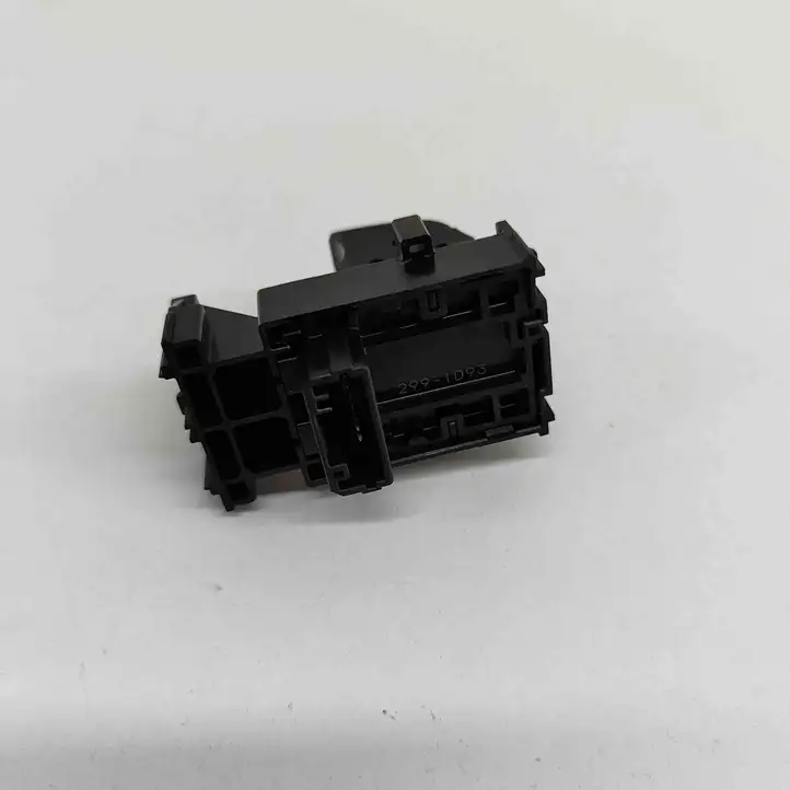 Lexus UX (2020 - ) 8481033140 Кнопка стеклоподъемников — фото 5
