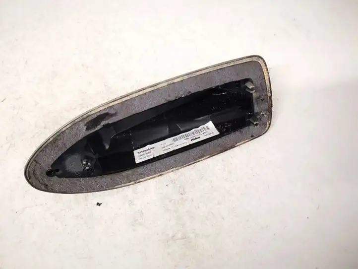 Volvo C30 (2007 - 2010) 39850689 Крышка GPS-антенны — фото 2