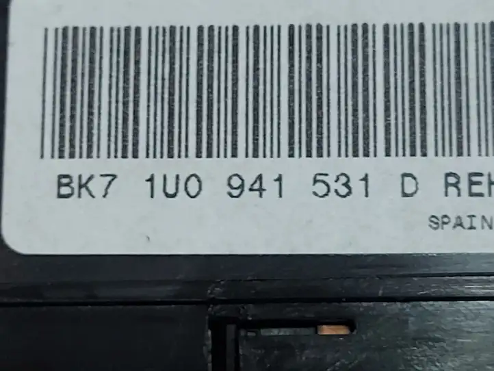 Skoda Fabia Mk2 (5J) (2007 - 2014) 1U0941531D Включатель фонарей — фото 3