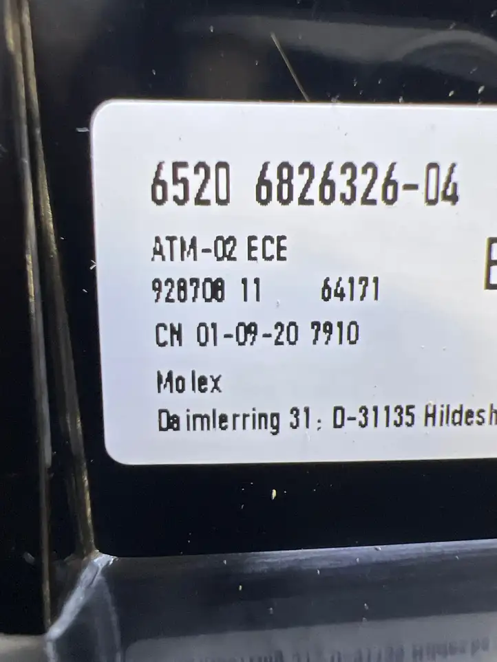 BMW 7 G11 G12 (2015 - 2022) 92870811 GPS антенна — фото 9