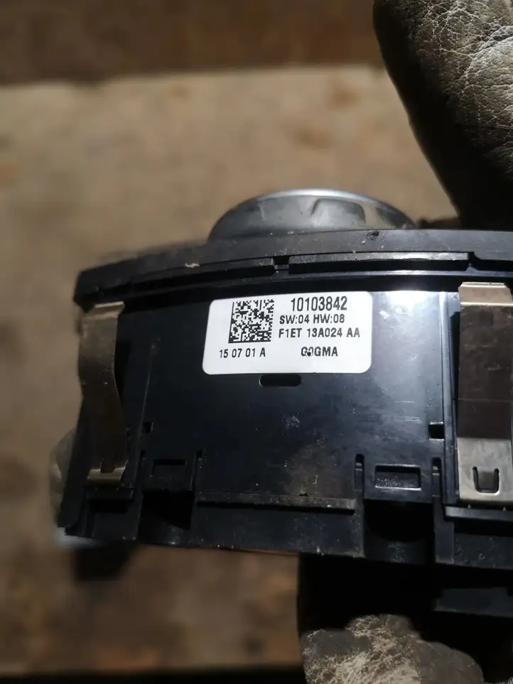 Ford Focus (2011 - 2015) F1ET13A024AA Включатель фонарей — фото 2