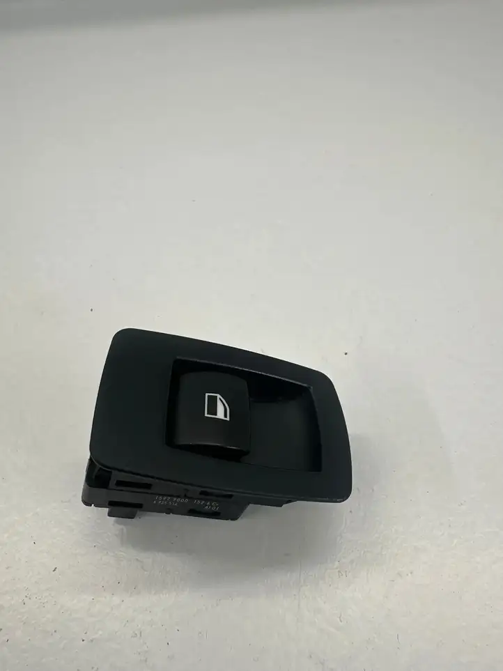 BMW 3 E90 E91 (2005 - 2012) 6945874 Кнопка стеклоподъемников — фото 1