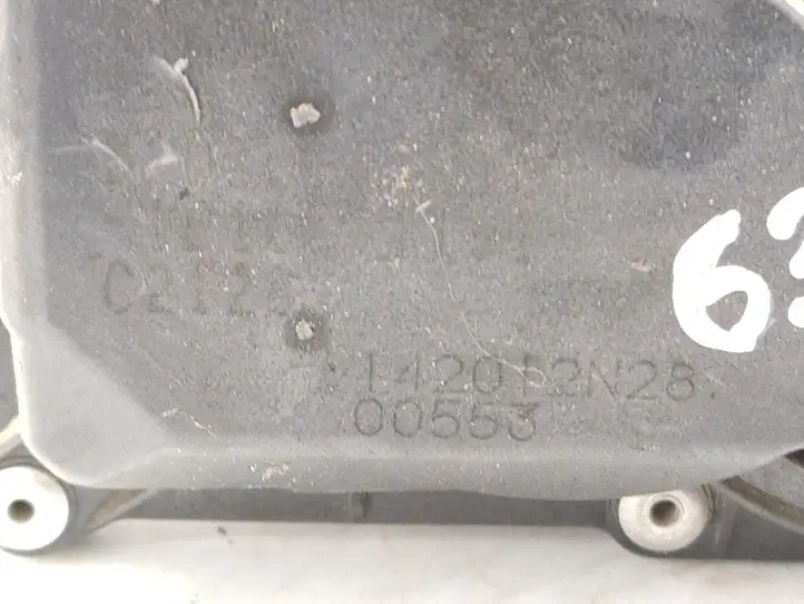 Toyota Yaris (2012 - 2014) 2203047010 Дроссельная заслонка — фото 3