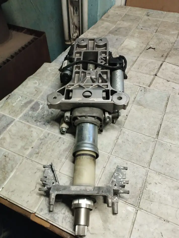 BMW 7 F01 (2008 - 2016) 6787926 Комплект оси рулевого колеса — фото 3