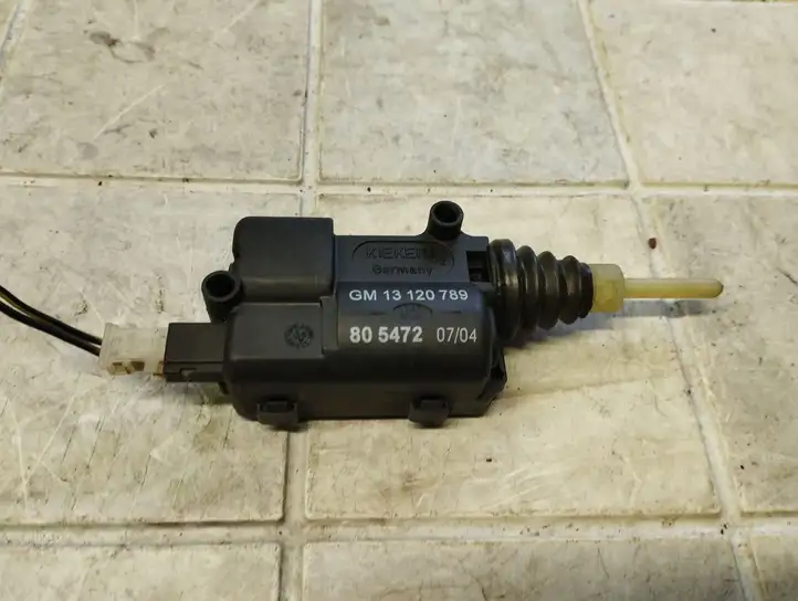Opel Astra G (1998 - 2004) 13120789 Привод замка крышки топливного бака — фото 1