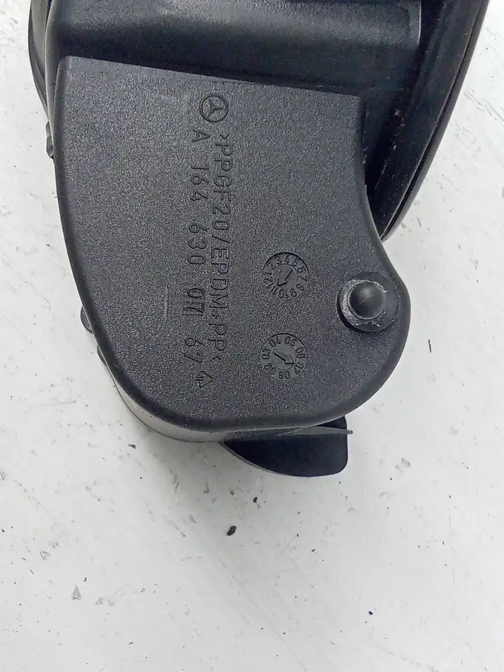 Mercedes-Benz ML W164 (2005 - 2011) A1646300767 Крышка топливного бака — фото 4