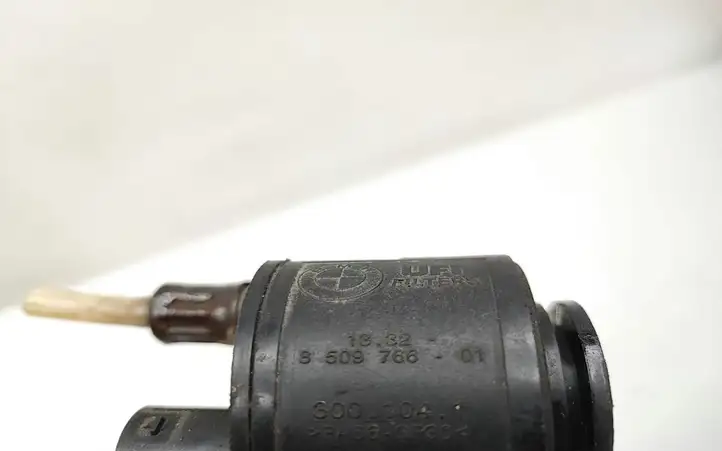 BMW 3 E90 E91 (2005 - 2012) 8509766 Подогреватель топливного фильтра — фото 3