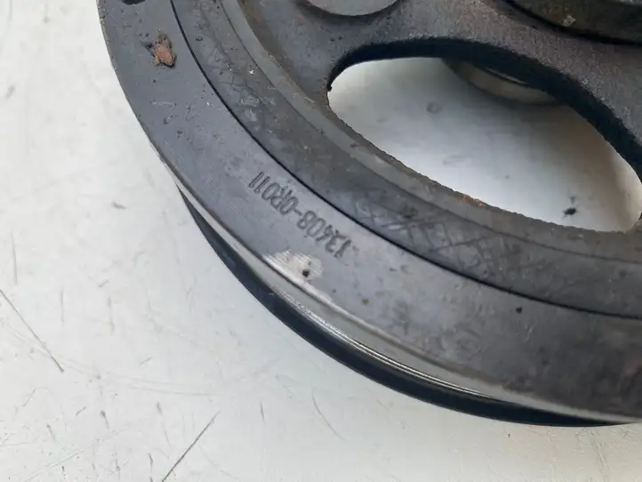 Toyota Avensis T250 (2006 - 2009) 134080R011 Шкив коленчатого вала — фото 2