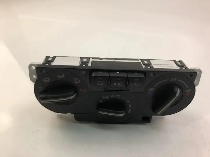Subaru Impreza II (2003 - 2005) 72311FE051 Управление климат контролем — фото 2