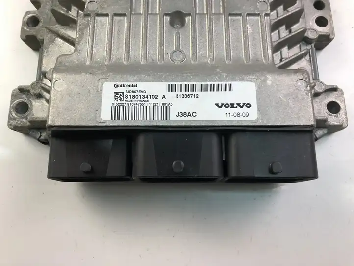 Volvo V70 (2007 - 2013) 31336712 Блок управления двигателем (ECU) — фото 2