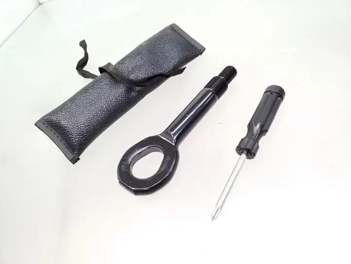 Chevrolet Captiva (2013 - 2016)   Петля вытягивания