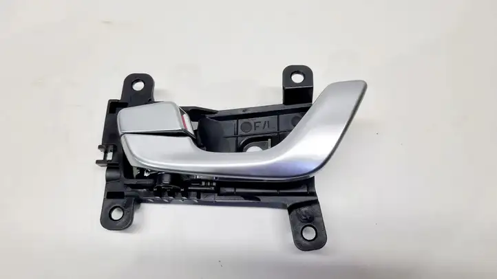 Hyundai Kona I (2017 - 2022) 82613J9000 Внутренняя ручка двери — фото 1