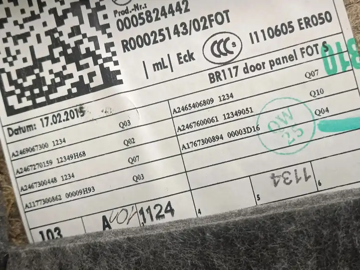 Mercedes-Benz CLA C117,X117,W117 (2013 - 2019) A2469067300 Обшивка задней двери — фото 4