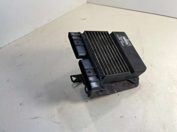Toyota Corolla Verso AR10 (2004 - 2009)  8987120050 Блок управления топливных форсунок