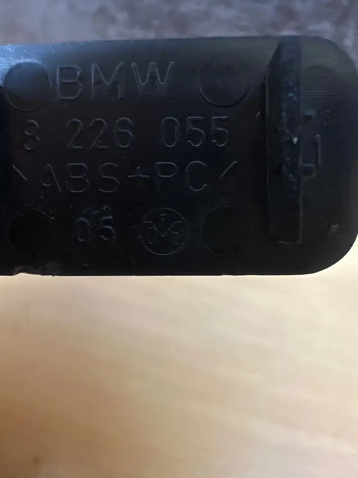 BMW 5 E60 E61 (2004 - 2010) 8226055 Крышка airbag рулевого колеса — фото 3
