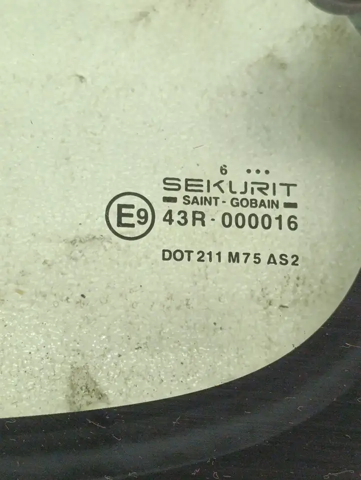 Citroen Berlingo (2003 - 2007) 43R000016 Стекло раздвижной двери — фото 9