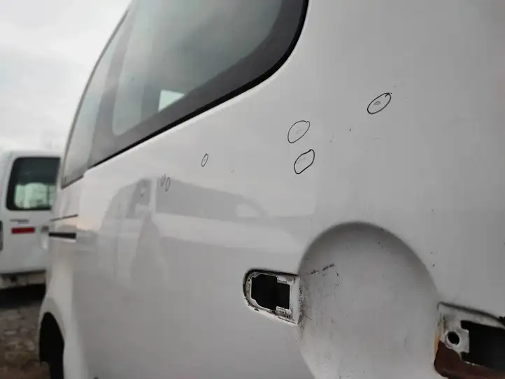 Volkswagen Caddy (2004 - 2010) Боковая раздвижная дверь — фото 5