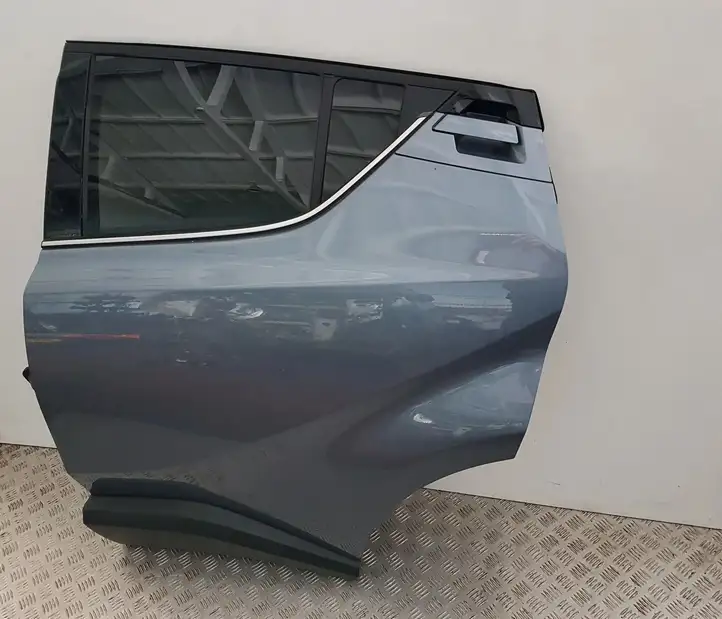 Toyota C-HR I (2016 - 2022) 67114F4010 Задняя дверь — фото 3