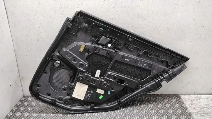 Mercedes-Benz E W212 (2009 - 2016) 2127308170 Обшивка задней двери — фото 3