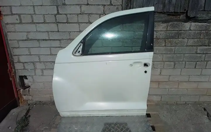 Chrysler PT Cruiser (2000 - 2010) Дверь — фото 1