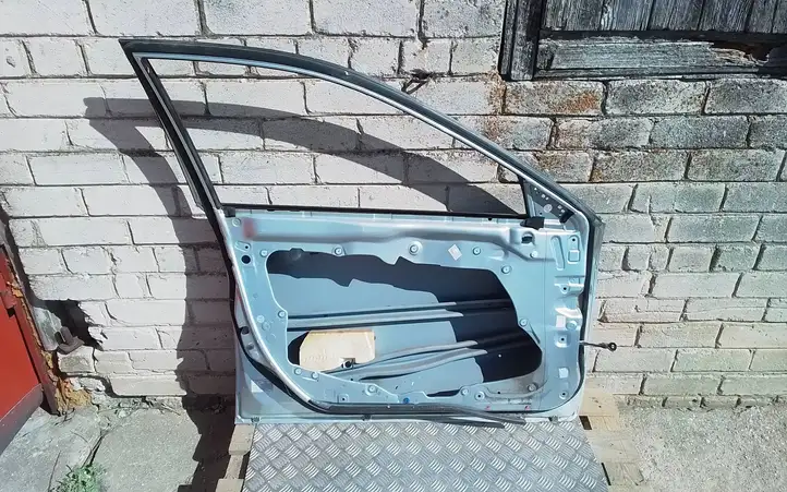 Mazda 6 (2002 - 2005) Дверь — фото 3