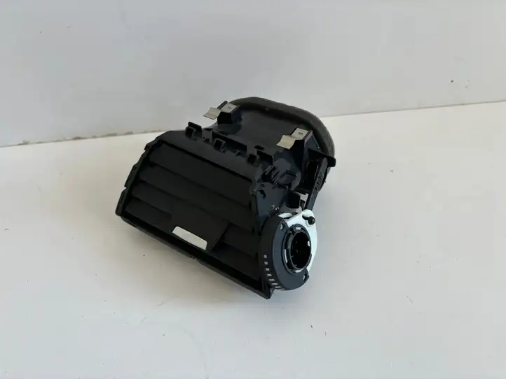 BMW 3 F30 F35 F31 (2012 - 2018) 9218549 Боковой воздушный дефлектор — фото 2