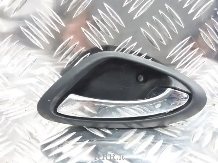 Honda Jazz (2004 - 2008) Внутренняя ручка двери — фото 1