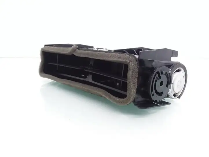 Opel Astra H (2004 - 2009) 24465731 Центральный воздушный дефлектор — фото 3