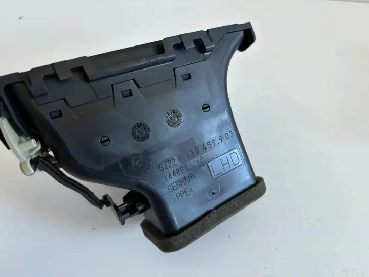 BMW 3 E90 E91 (2005 - 2012) 91304609 Боковой воздушный дефлектор — фото 4
