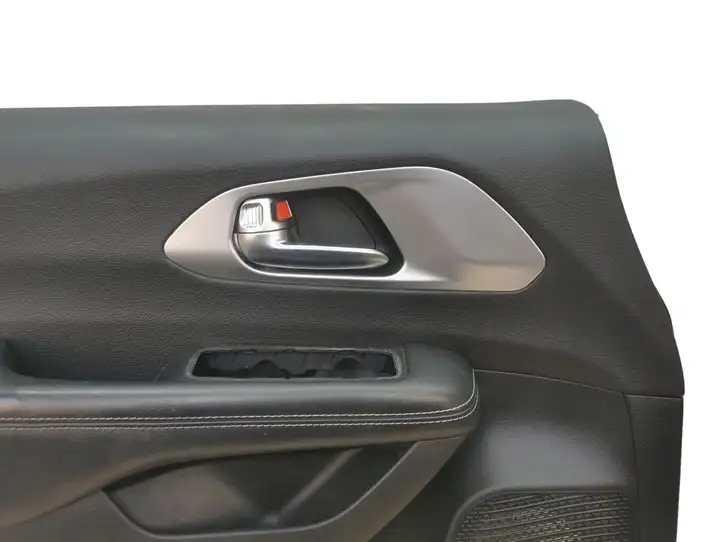 Chrysler Pacifica (2016 - ) 6SZ381X3AB Обшивка передней двери — фото 5