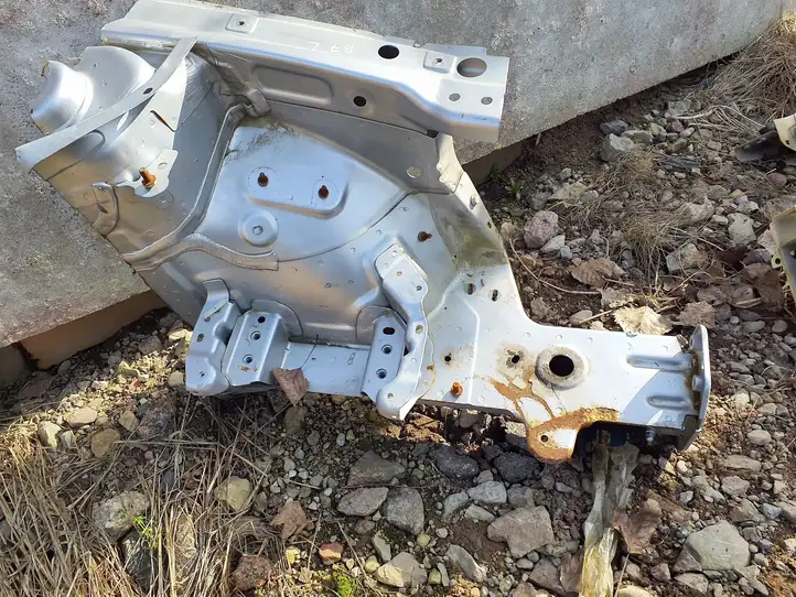 Volkswagen PASSAT B7 (2011 - 2014) Лонжерон кузова — фото 2