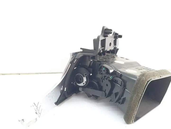 Audi A6 C7 (2011 - 2014) 4G1820901 Боковой воздушный дефлектор — фото 2