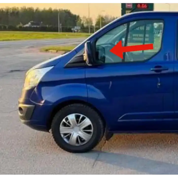 Ford Transit Custom (2014 - ) BK21V21419A Треугольное стекло передней двери — фото 1